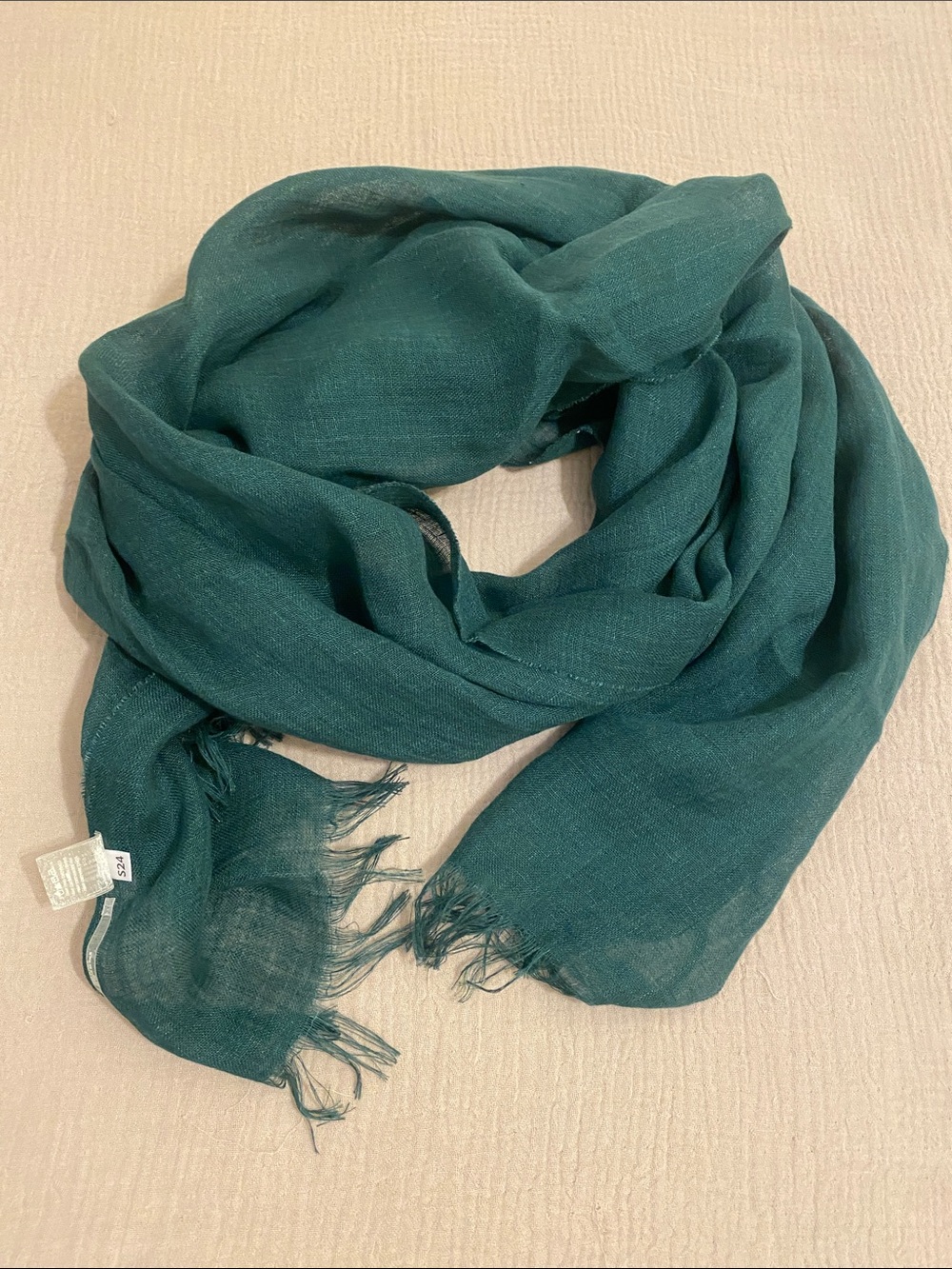 Eileen Fisher Green Linen Lightweight Scarf.
